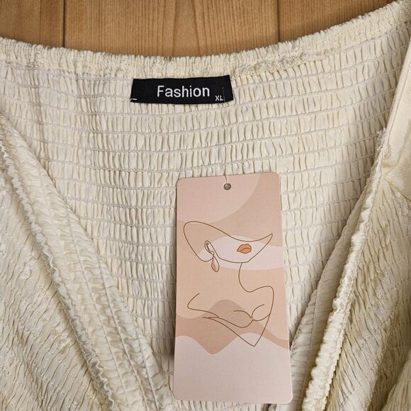 XL Women's Fashion Ivory Mini Dress w/Pockets - Picture 3 of 6